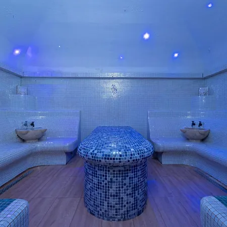 Ludovic Luxury Apartment *
