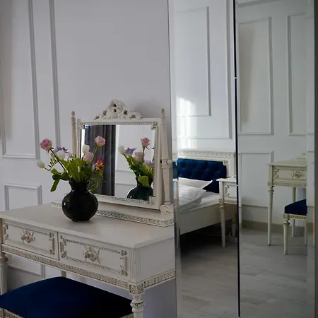 Ludovic Luxury * Bucharest