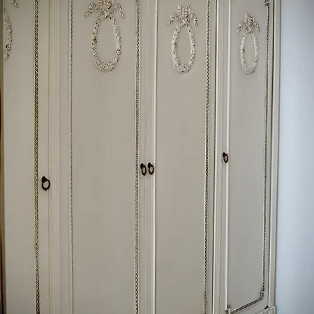 Ludovic Luxury Apartament